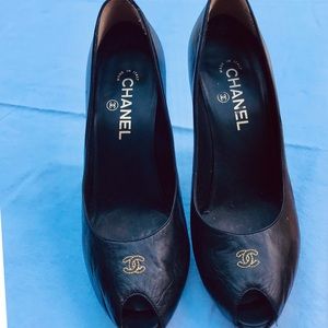 Chanel pumps